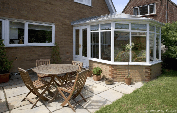 What are the options for replacing a polycarbonate conservatory roof_